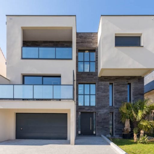 maison-Berval-constructeur-500x500-c-center